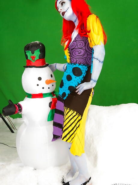 Sexy american redheaded milf Joanna Angel in hot fetish gallery 